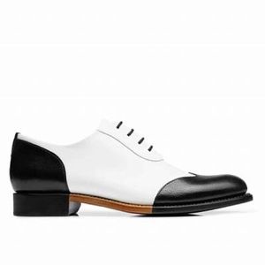 The Office of Angela Scott mr. Evans white and black leather oxfords sz 39 8.5/9
